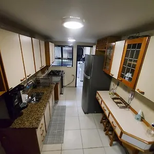  Apartamento Apto 04 Qtos, Aconchegante, Localizado Em Predio Frente Do Brasil