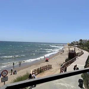 Miraflores Tres Piscinas Cerca Del Mar - Albamar Apartment